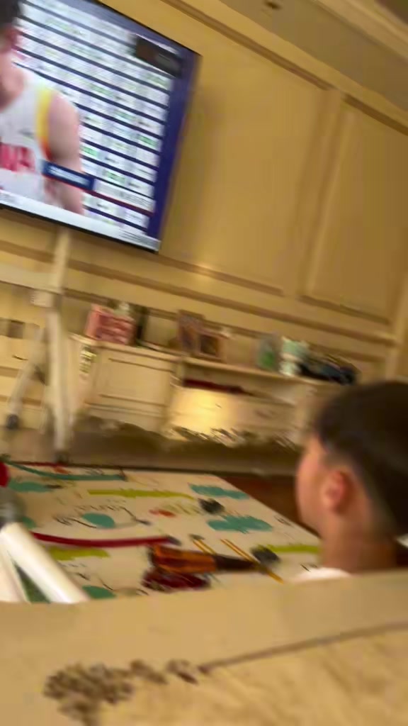 曾凡博粉丝?周琦儿子：要学好英语 和中国男篮一起重返奥运